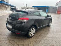 Gebraucht Renault Mégane 130 PS (95 kW) 2009 Schwarz Coupé