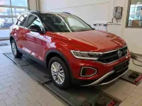 Second-hand VW T-Roc Life 110 CP (80 kW) 2022 Roșu SUV