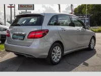 Gebraucht Mercedes B200 Style 156 PS (114 kW) 2016 Silber Kleinwagen