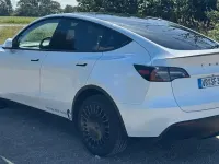 Gebraucht Tesla Model Y Long Range AWD 378 kW (514 PS) 2021 Weiß SUV