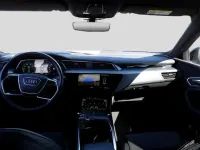 Gebraucht Audi e-tron Advanced Plus 300 kW (408 PS) 2023 Brillantschwarz SUV
