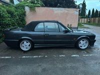 Gebraucht BMW 320 Cabriolet Performance 129 PS (94 kW) 1991 Schwarz Cabrio