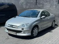 Gebraucht Peugeot 206 CC Platinum 109 PS (80 kW) 2004 Grau Cabrio
