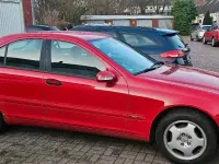 Gebraucht Mercedes C180 146 PS (107 kW) 2003 Rot Limousine