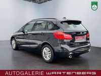 Gebraucht BMW 218 Advantage 140 PS (102 kW) 2020 Blacksapphire metallic Van / Kleinbus