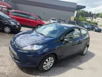 Usata Ford Fiesta Ambiente 60 CV (44 kW) 2012 Blu Berlina