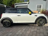 Gebraucht Mini Cooper SE 135 kW (184 PS) 2023 Weiß Kleinwagen