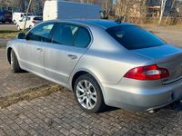 Gebraucht Skoda Superb 160 PS (117 kW) 2010 Grau Limousine