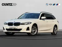 Gebraucht BMW 320 Sport Line 190 PS (139 kW) 2023 Alpinweiß uni Kombi
