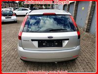 Gebraucht Ford Fiesta 60 PS (44 kW) 2005 Silber Kleinwagen