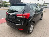 Gebraucht Hyundai ix20 90 PS (66 kW) 2013 Schwarz Kleinwagen