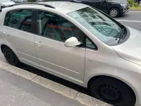 Gebraucht VW Golf VII 86 PS (63 kW) 2014 Silber Kleinwagen