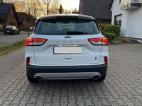 Gebraucht Ford Kuga Trend 120 PS (88 kW) 2020 Weiß SUV