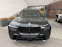 Gebraucht BMW X7 352 PS (258 kW) 2025 Black sapphire metallic SUV