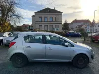 Usado Opel Corsa 87 HP (63 kW) 2014 Prateado Citadino