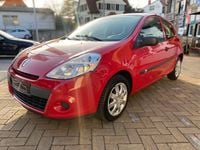 Gebraucht Renault Clio III 75 PS (55 kW) 2012 False Kleinwagen