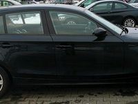 Gebraucht BMW 116 122 PS (89 kW) 2009 Schwarz Kleinwagen