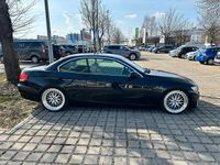 Gebraucht BMW 335 Cabriolet 306 PS (225 kW) 2007 Schwarz Cabrio