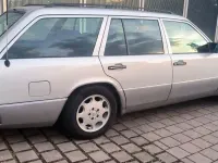 Gebraucht Mercedes E300 179 PS (131 kW) 1990 Silber Limousine