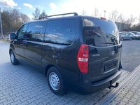 Gebraucht Hyundai H-1 Comfort 170 PS (125 kW) 2012 Schwarz Van / Kleinbus