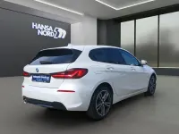 Gebraucht BMW 118 Sport Line 136 PS (100 kW) 2023 Weiß Kleinwagen