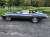 Second-hand Jaguar E-Type 264 CP (194 kW) 1967 Gri Cabrio