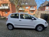 Gebraucht VW Fox 54 PS (39 kW) 2008 Weiß Kleinwagen