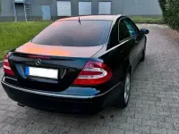 Gebraucht Mercedes CLK240 Avantgarde 170 PS (125 kW) 2003 Schwarz Coupé