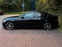 Gebraucht BMW 320 163 PS (119 kW) 2007 Schwarz Limousine