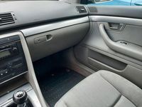 Gebraucht Audi A4 101 PS (74 kW) 2004 Grau Kombi