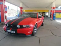 Gebraucht Ford Mustang 309 PS (227 kW) 2010 Rot Cabrio