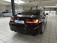 Gebraucht BMW 320 M Sport 184 PS (135 kW) 2024 Schwarz Limousine