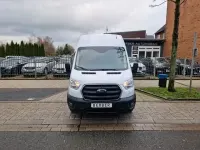 Usado Ford Transit 131 HP (96 kW) 2019 Branco Monovolume