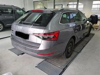Gebraucht Skoda Superb Style 150 PS (110 kW) 2023 Graphitegrau metallic Kombi
