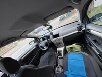 Second-hand Opel Astra 101 CP (74 kW) 2007 Negru Berlinǎ