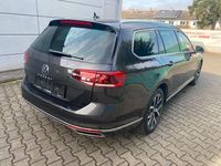 Gebraucht VW Passat Elegance 200 PS (147 kW) 2020 Grau Kombi