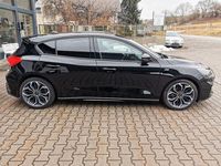 Gebraucht Ford Focus ST-Line 125 PS (91 kW) 2018 Schwarz Limousine
