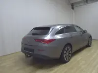 Gebraucht Mercedes CLA200 Shooting Brake 150 PS (110 kW) 2022 Grau Kombi