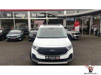 Gebraucht Ford Tourneo Active 122 PS (89 kW) 2022 Weiss Van / Kleinbus