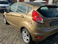 Gebraucht Ford Fiesta Titanium 75 PS (55 kW) 2014 Braun Limousine