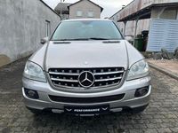 Gebraucht Mercedes ML320 224 PS (164 kW) 2006 Silber SUV