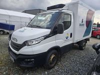 Second-hand Iveco Daily 156 CP (114 kW) 2023 Alb Monovolum