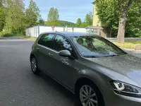 Używany VW Golf VII Edition 150 KM (110 kW) 2015 Beżowy Sedan/Limuzyna