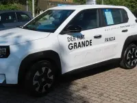 Neu Fiat Grande Panda 101 PS (74 kW) 2026 Weiß Kleinwagen