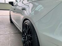Używany Seat Leon 4Drive 300 KM (220 kW) 2017 Srebrny Kombi