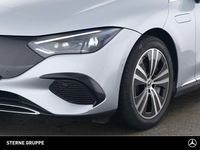 Gebraucht Mercedes EQE300 180 kW (245 PS) 2024 Hightechsilber Limousine