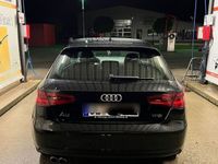 gebraucht Audi A3 1.8 TFSI S line Sportpaket