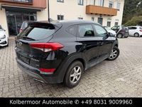 Gebraucht Hyundai Tucson Intro Edition 177 PS (130 kW) 2016 Schwarz SUV