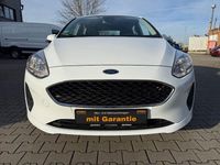 Gebraucht Ford Fiesta Trend 101 PS (74 kW) 2018 Weiß Kleinwagen