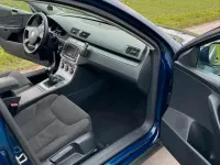 Gebraucht VW Passat 140 PS (102 kW) 2007 Blau Limousine